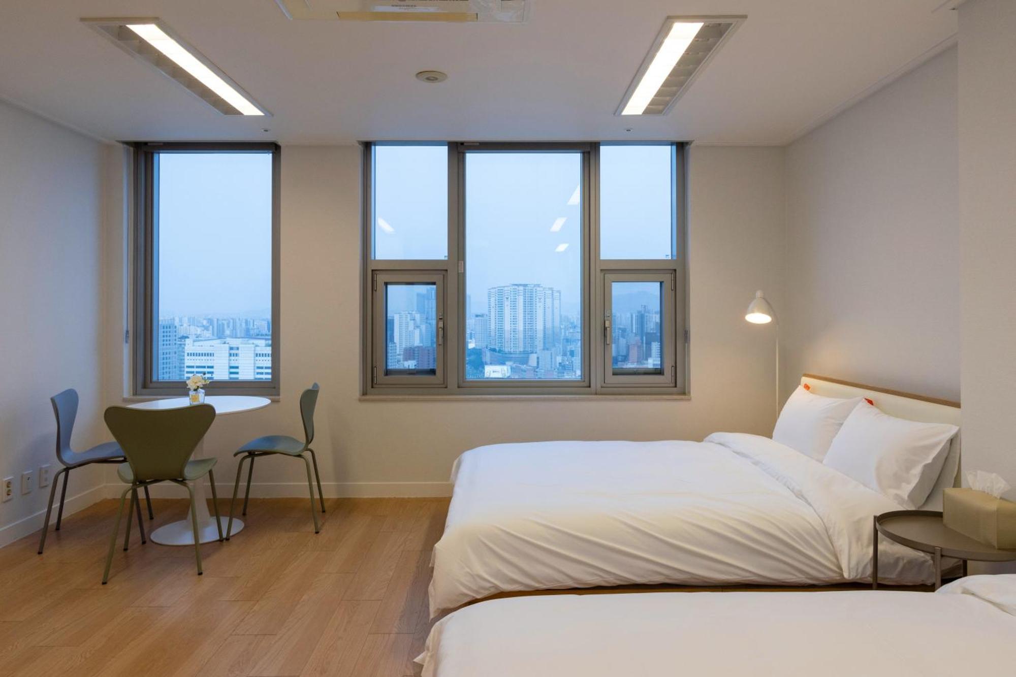 "Grand Opened" Maxtyle Guesthouse Dongdaemun Seoul Værelse billede