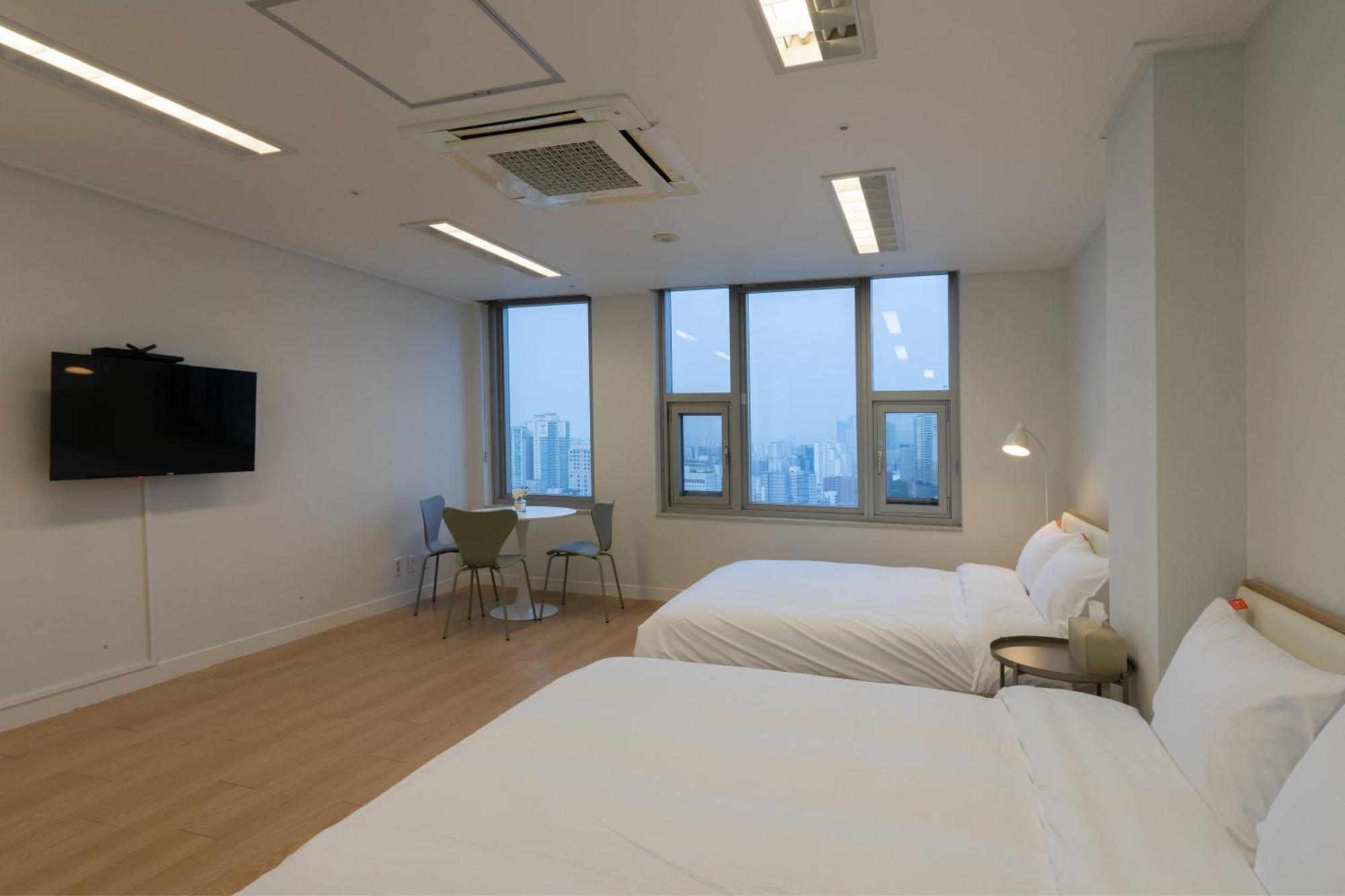 "Grand Opened" Maxtyle Guesthouse Dongdaemun Seoul Værelse billede