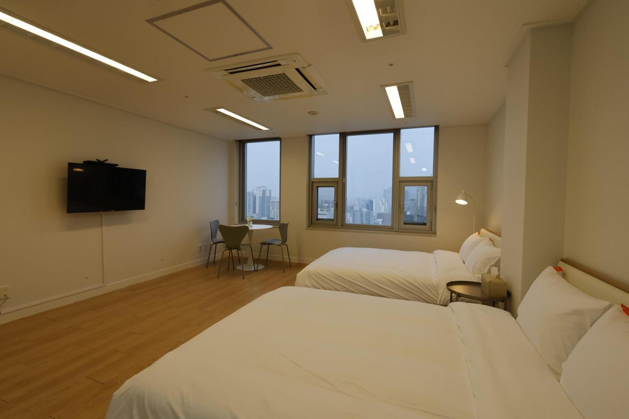 "Grand Opened" Maxtyle Guesthouse Dongdaemun Seoul Værelse billede